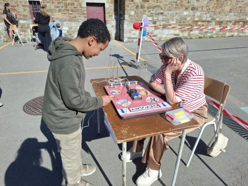 2025-04-Fancy-Fair-05